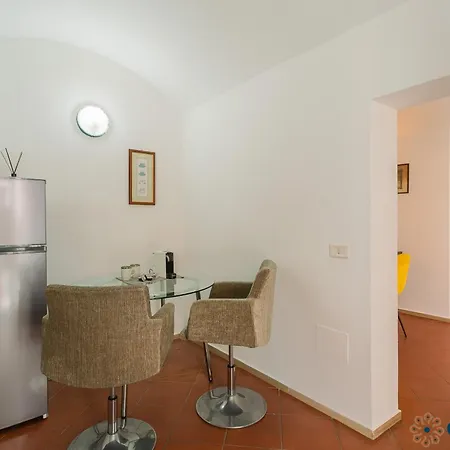 Apartament Il Palazzo Di Gil By Apulia